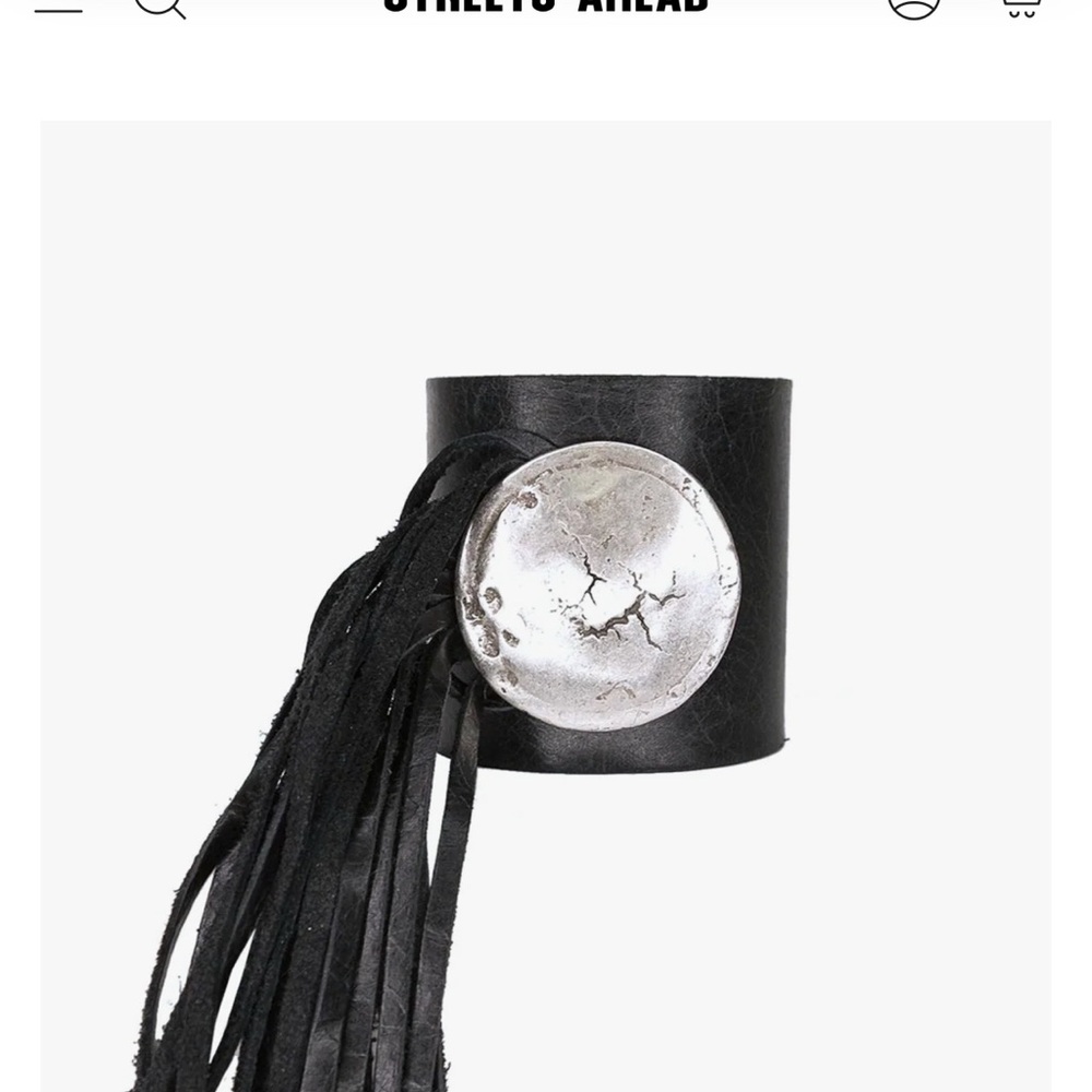 Streets Ahead Everdeen Cuff